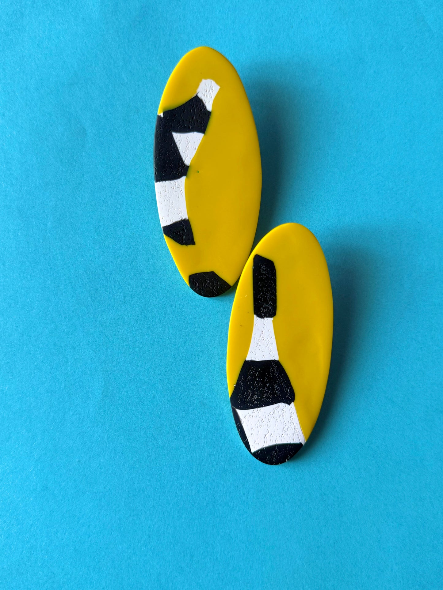 Contemporary Oval Studs