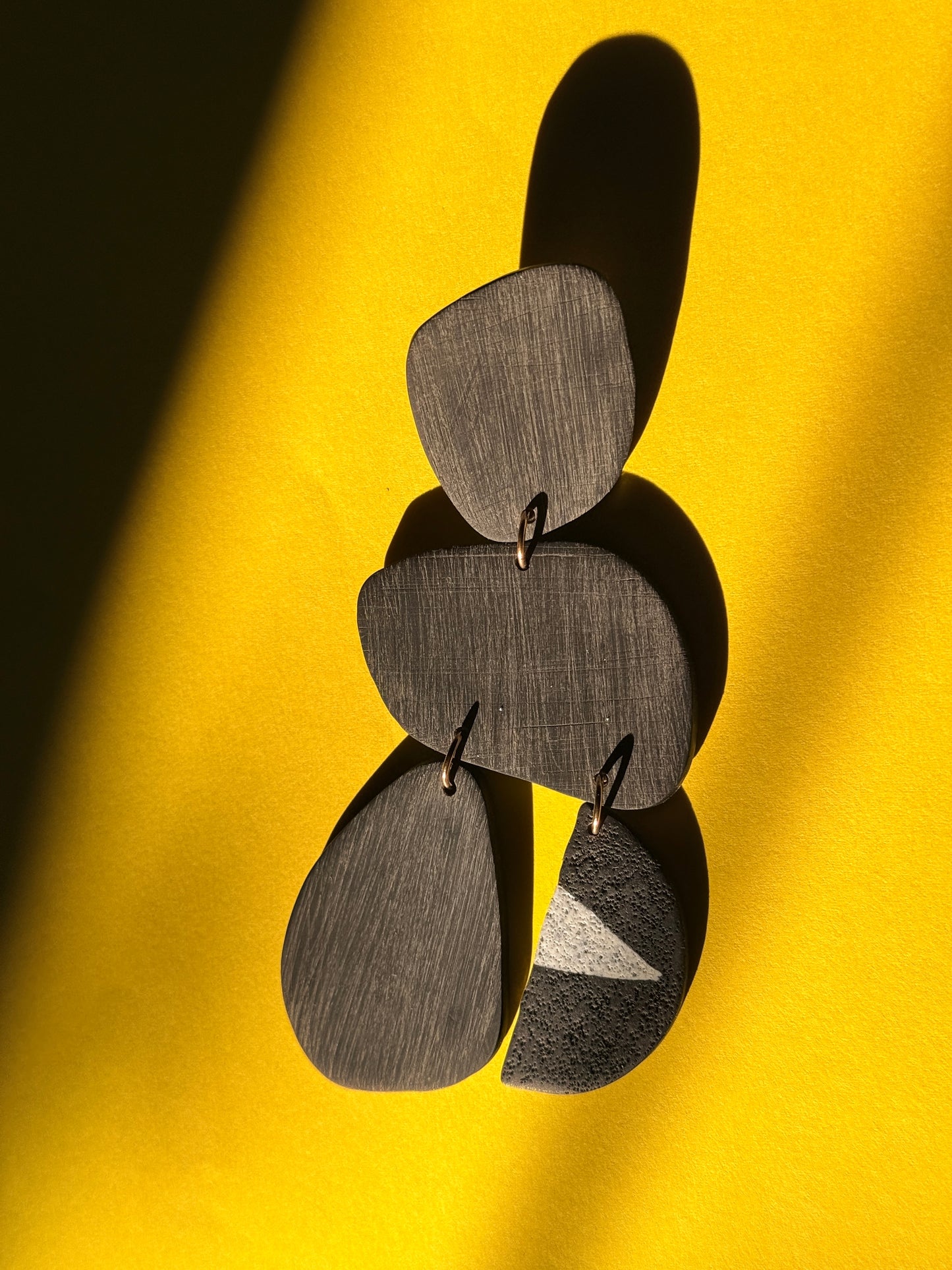 Distressed Nara, Black